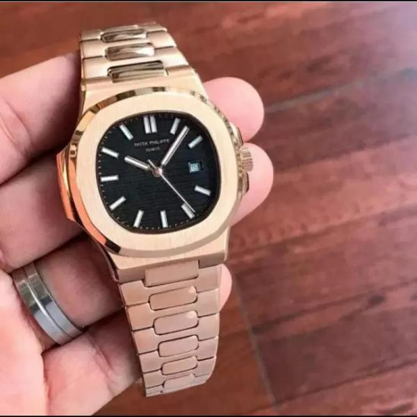Patekk_philippe Nautilus Quartz Copper Black