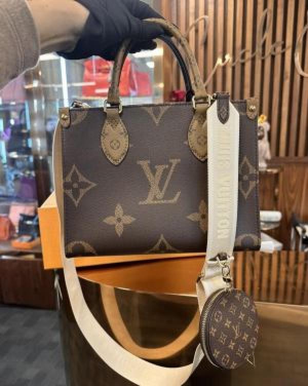 Louis_Vuitton Onthego Pm With Og Box premium quality