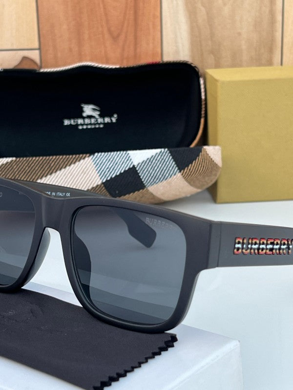 Burberry_wayfero_matt_black