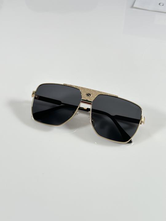 Gucci_0318_Gold_Black