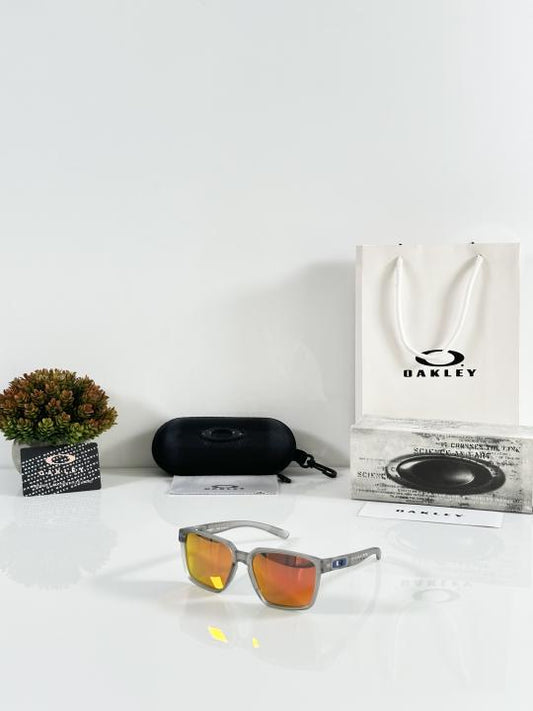 OAKLY PREMIUM SUNGLASSES