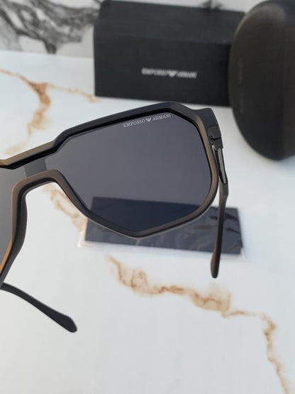 Emporio_armani_black