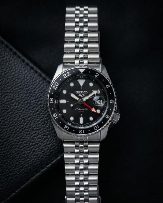 Seikoo 5 Sports GMT