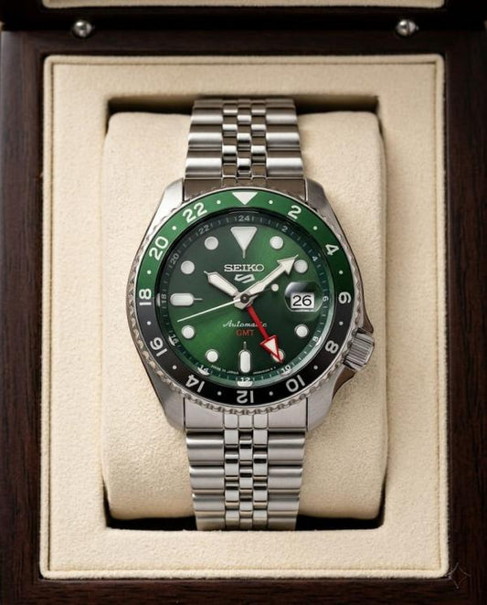 Seikoo 5 Sports GMT