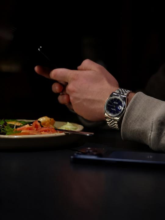 Luxury Oyster Perpetual Date Just Galaxy Black