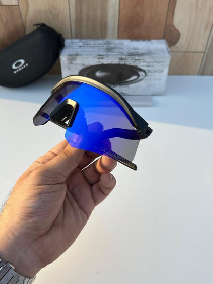 Oakley_4929_black_blue_mercury