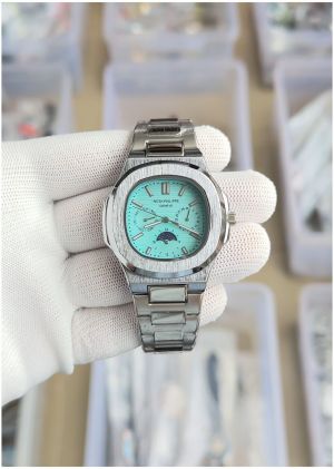 Patek_philippe Nautilus Steel Sun Moon Silver-Tiffny